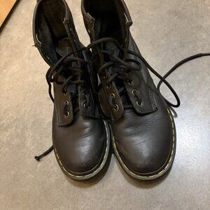 ❤️ Well Worn ❤️Dr. Martens 1460 Boots (Doc Martens)- US Women's Size 5